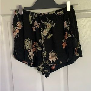 Brandy Melville floral shorts
